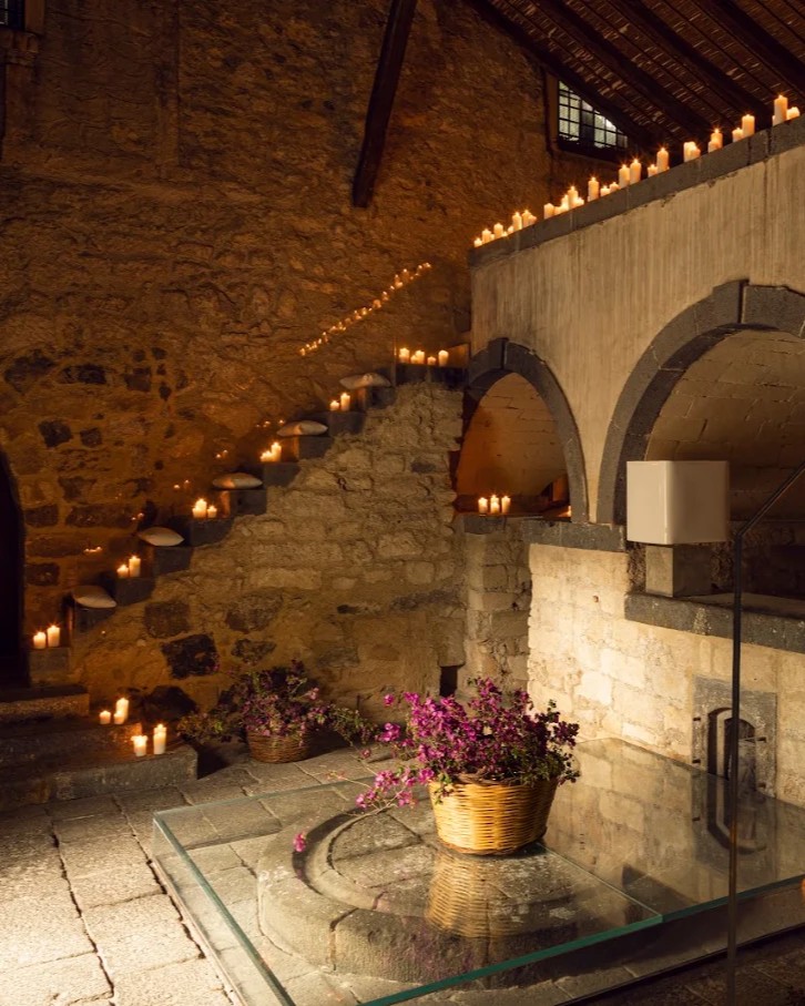 grape-room